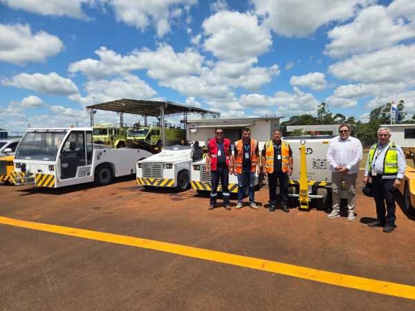 Continúan los trabajos en el Aeropuerto Internacional Amín Ayub.